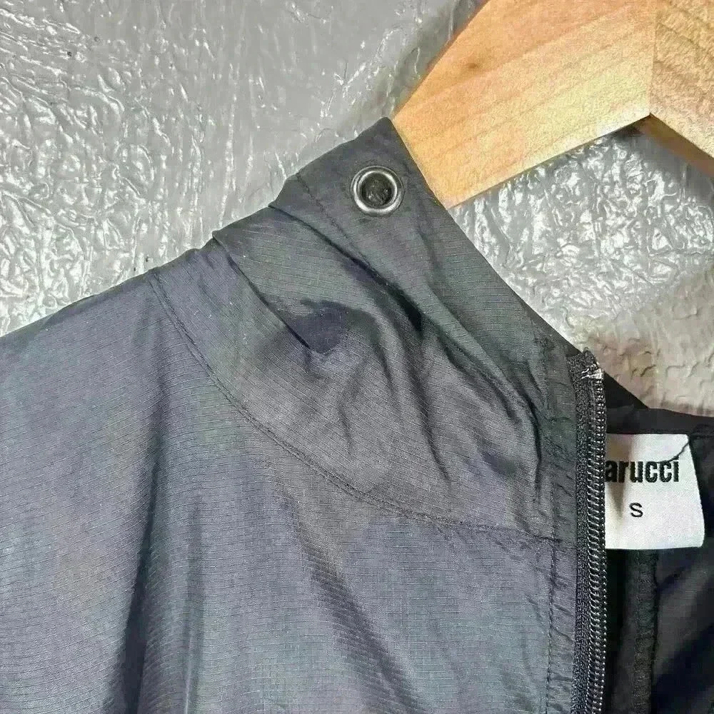 MARUCCI Retro Style 90s Zip Up Black White Baseball Windbreaker Men Small